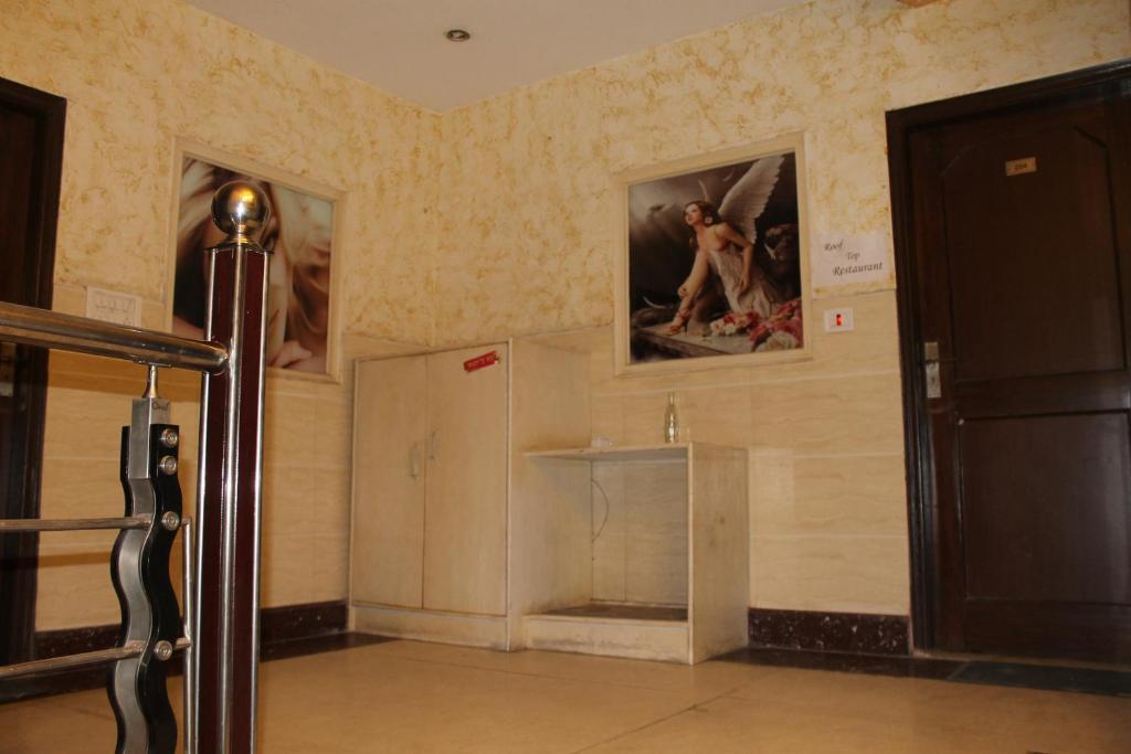 Hotel Hridey Inn New Delhi Eksteriør bilde