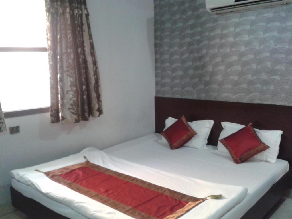 Hotel Hridey Inn New Delhi Rom bilde